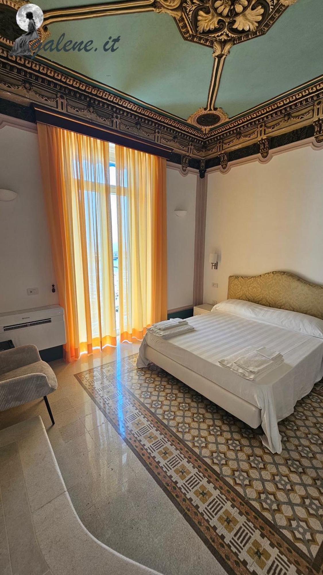 Galene - Beachfront In Costa D'Amalfi Maiori Ngoại thất bức ảnh