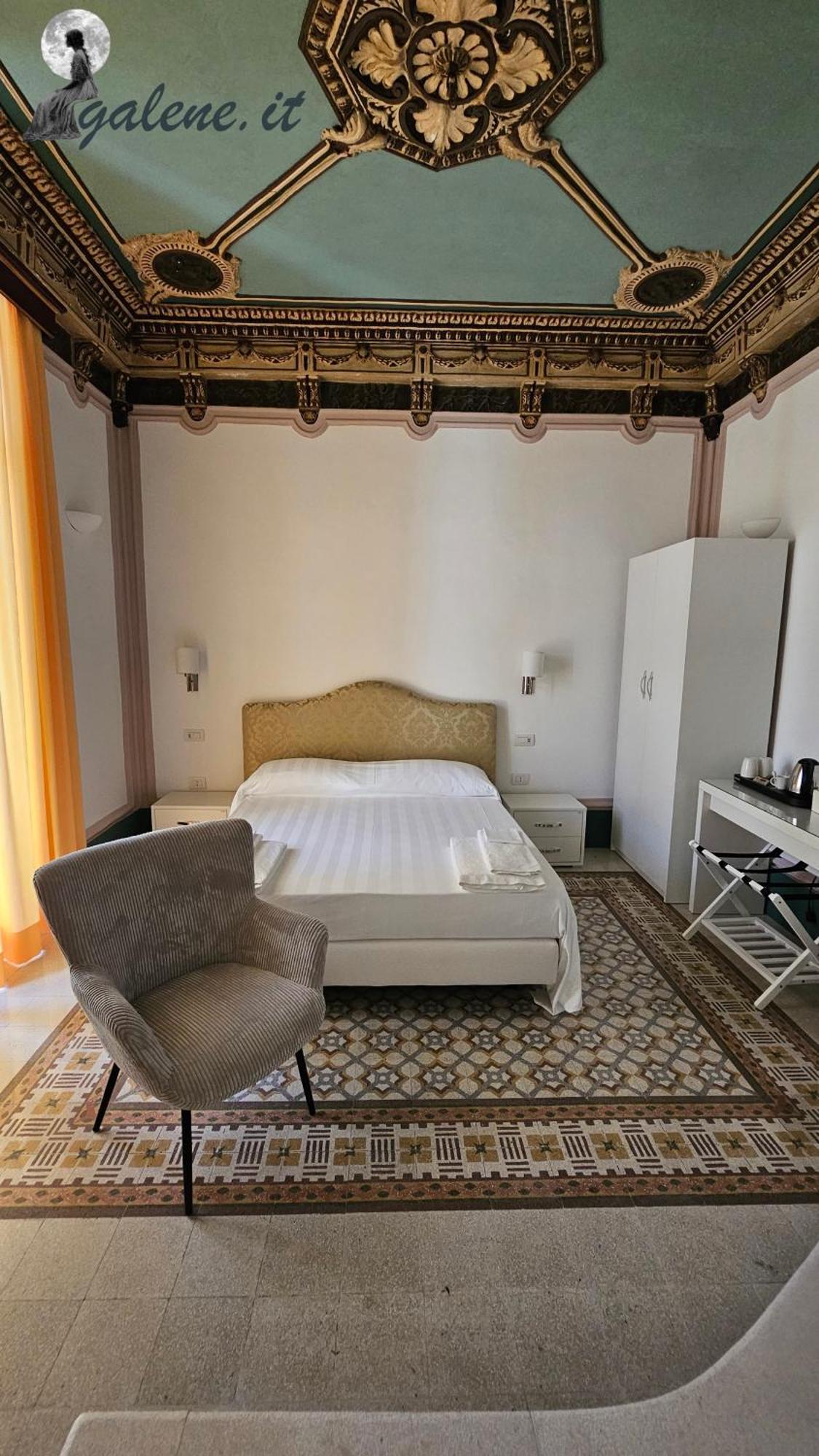 Galene - Beachfront In Costa D'Amalfi Maiori Ngoại thất bức ảnh